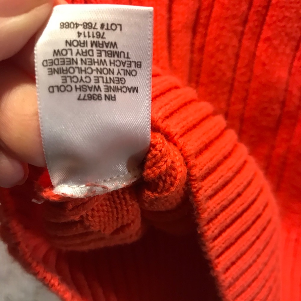 Liz Claiborne sweater - size Small (petite) - Picture 8 of 12